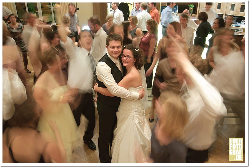 landhotel voshoevel schermbeck hochzeit fotograf 08 thumb Der Schacht im Garten | Hochzeit Landhotel Vosh&ouml;vel, Schermbeck