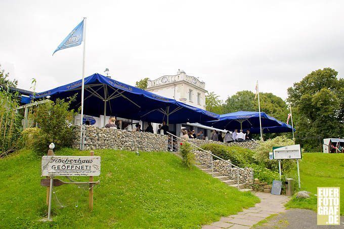 Hochzeit im Restaurant Altes Fischerhaus mit Blue Bar, Düsseldorf Benrath, Hochzeitsfotograf