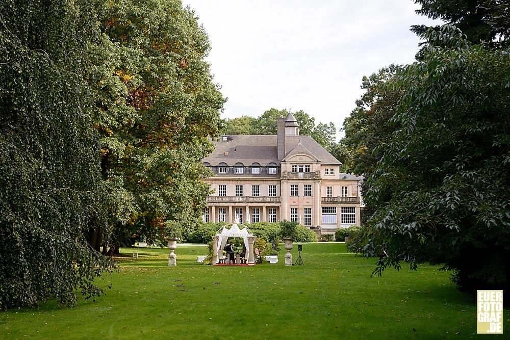 Residenz Uhlenhorst Mühlheim Trauung aussen Freiluft Hochzeitsfotos