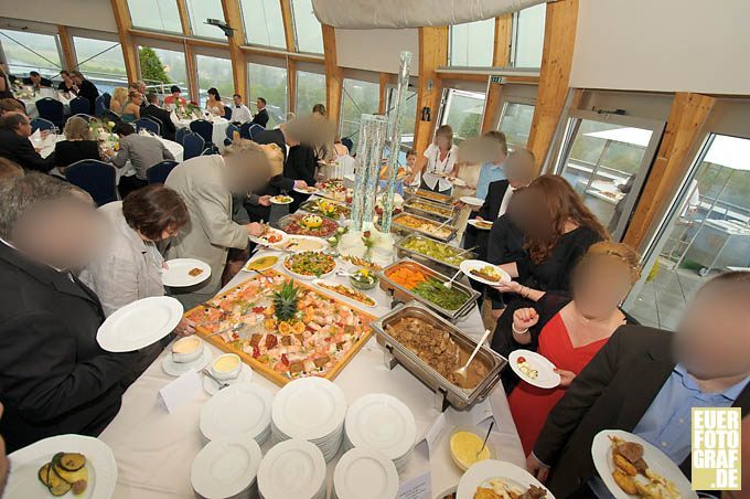 Hochzeitsfeier im Satkom Tower, Eventlocation Hattingen. euerfotograf.de