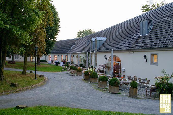 Schloss Morsbroich, Hochzeitslocation in Leverkusen, Restaurant, Hochzeitsfotograf